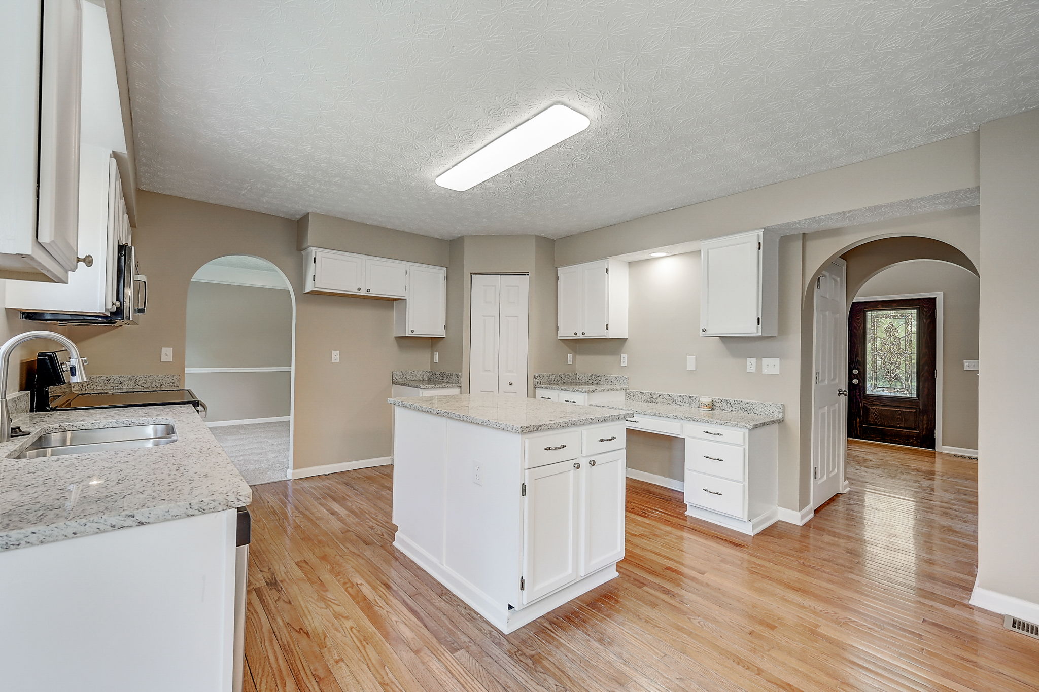 Grisby Ln-025