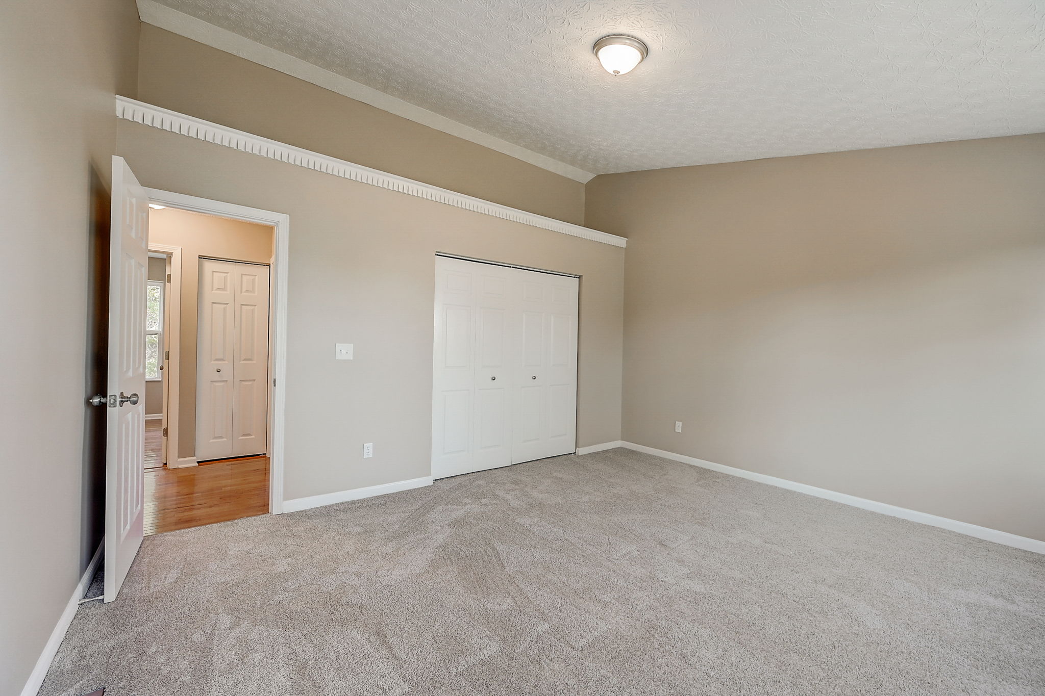 Grisby Ln-030