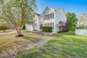 Grisby Ln-001