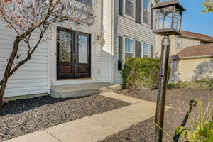 Grisby Ln-007