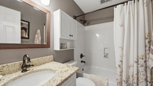  Photo 23