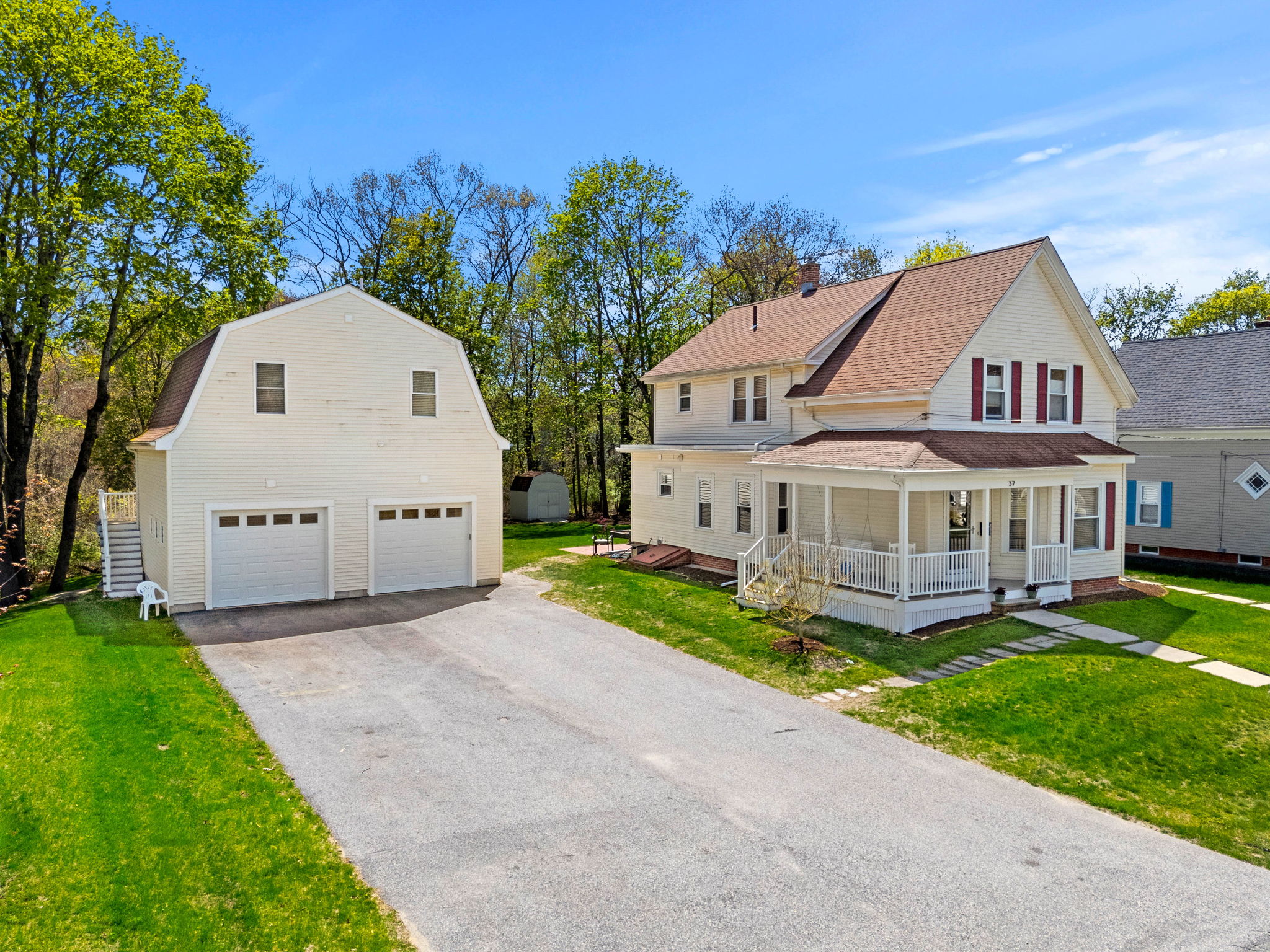 37 Lakeview St, Whitman, MA 02382, USA Photo 3