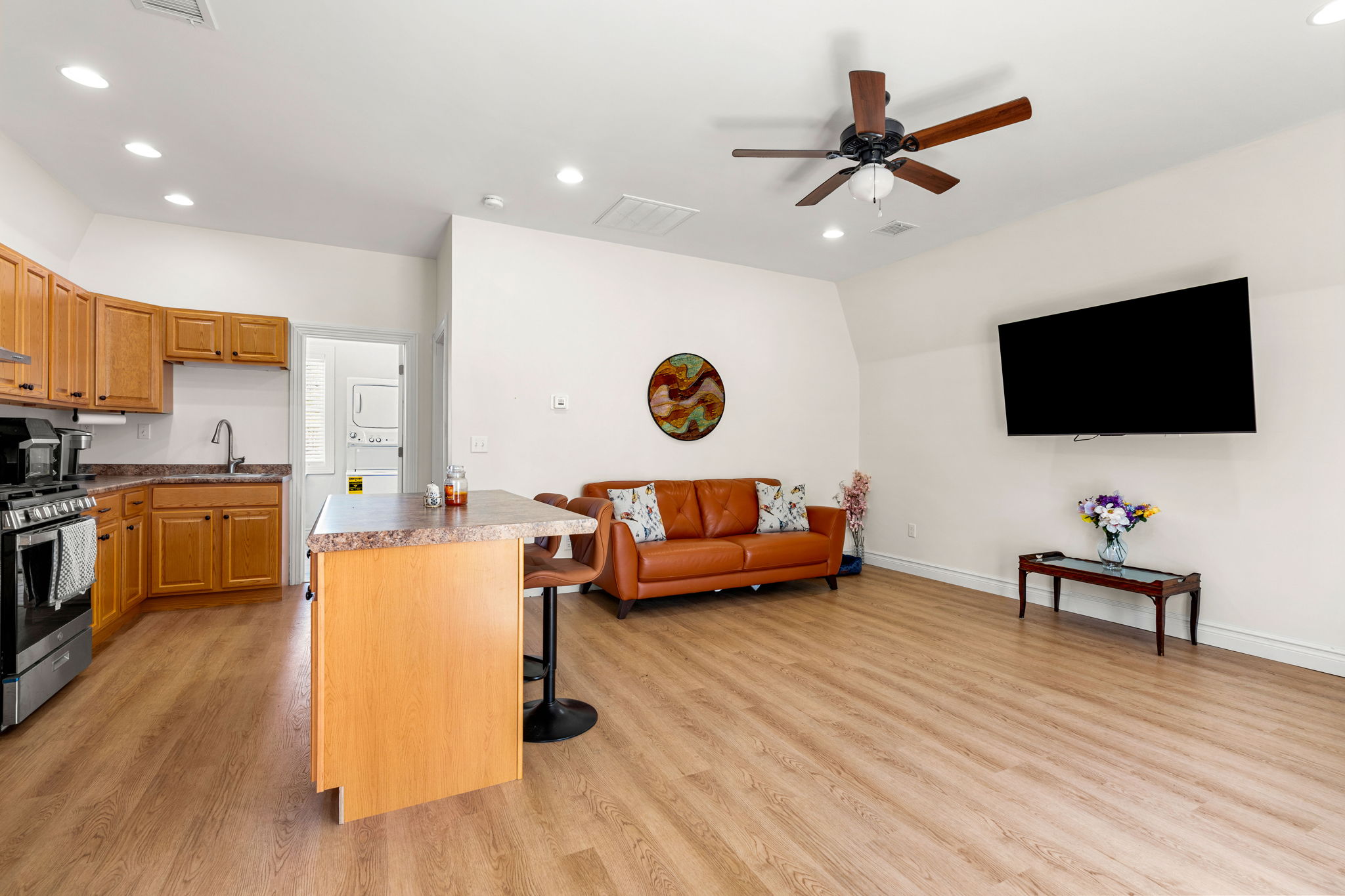 37 Lakeview St, Whitman, MA 02382, USA Photo 20