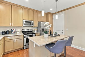 011_f8_37 Ludina Way