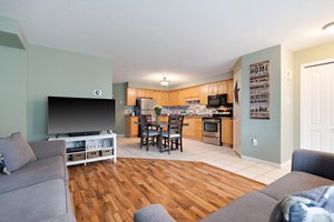 37 Montgomery Blvd, Orangeville, ON L9W 5H6, Canada Photo 4