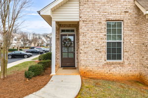 37 Nandina Dr-4
