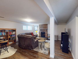  Photo 37