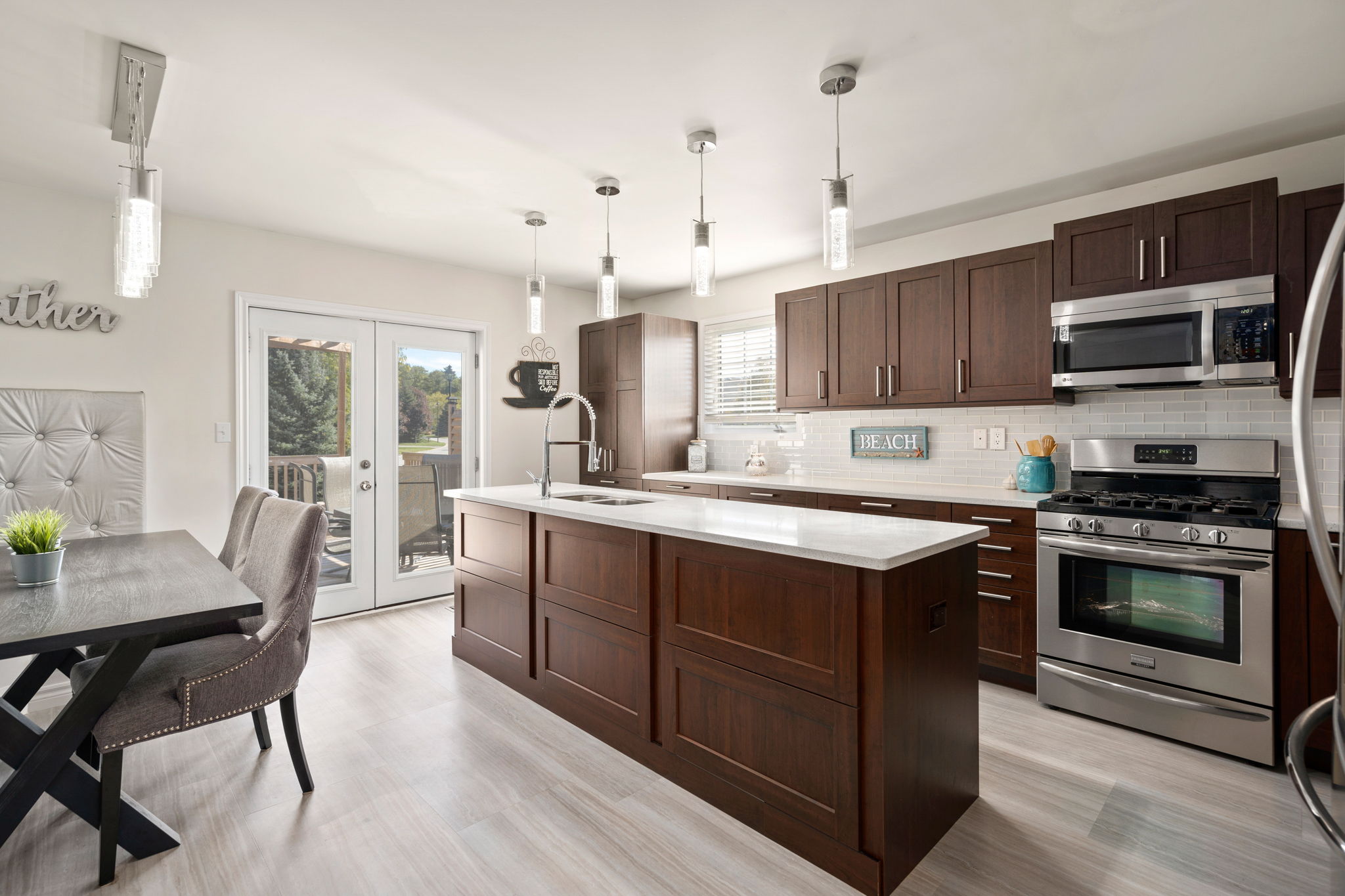  37 Regina Blvd, Wasaga Beach, ON L9Z 1M6, US Photo 23