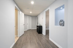  37 Regina Blvd, Wasaga Beach, ON L9Z 1M6, US Photo 32