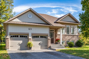  37 Regina Blvd, Wasaga Beach, ON L9Z 1M6, US Photo 0
