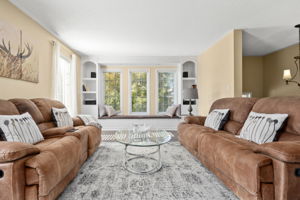  37 Regina Blvd, Wasaga Beach, ON L9Z 1M6, US Photo 10
