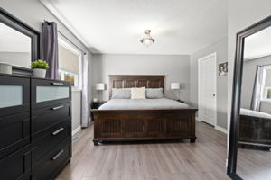  37 Regina Blvd, Wasaga Beach, ON L9Z 1M6, US Photo 18