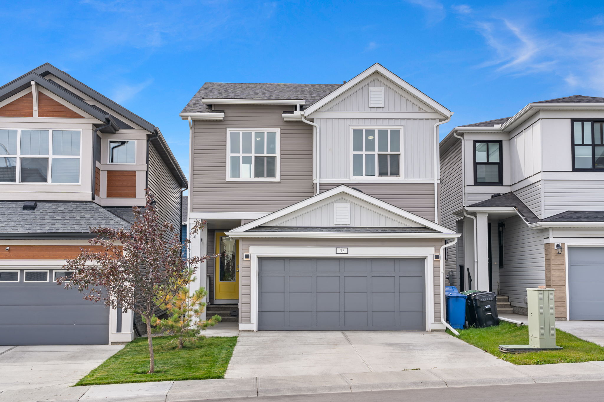 37 Seton Grove SE, Calgary, AB T3M 2L3, Canada