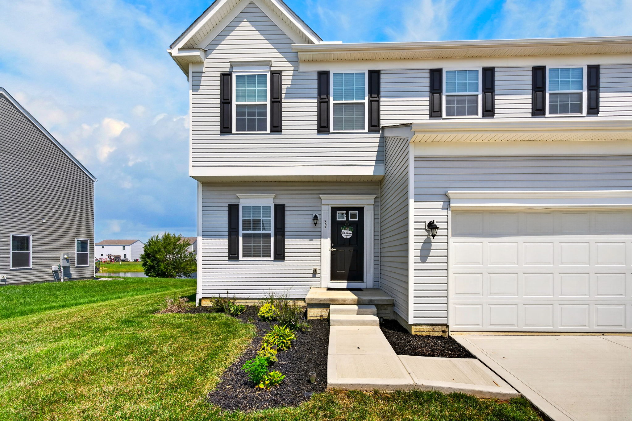 37 Thoreau Dr 26