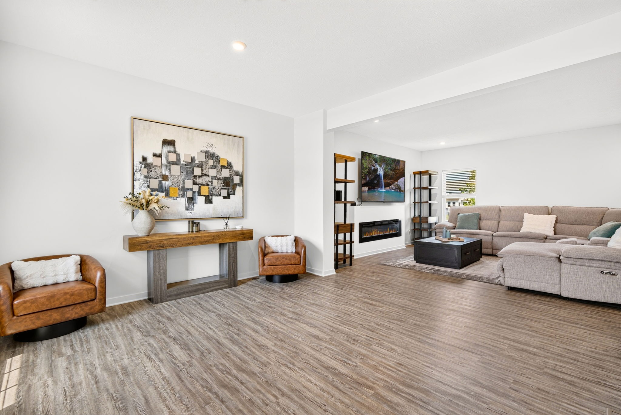 37 Thoreau Dr 35