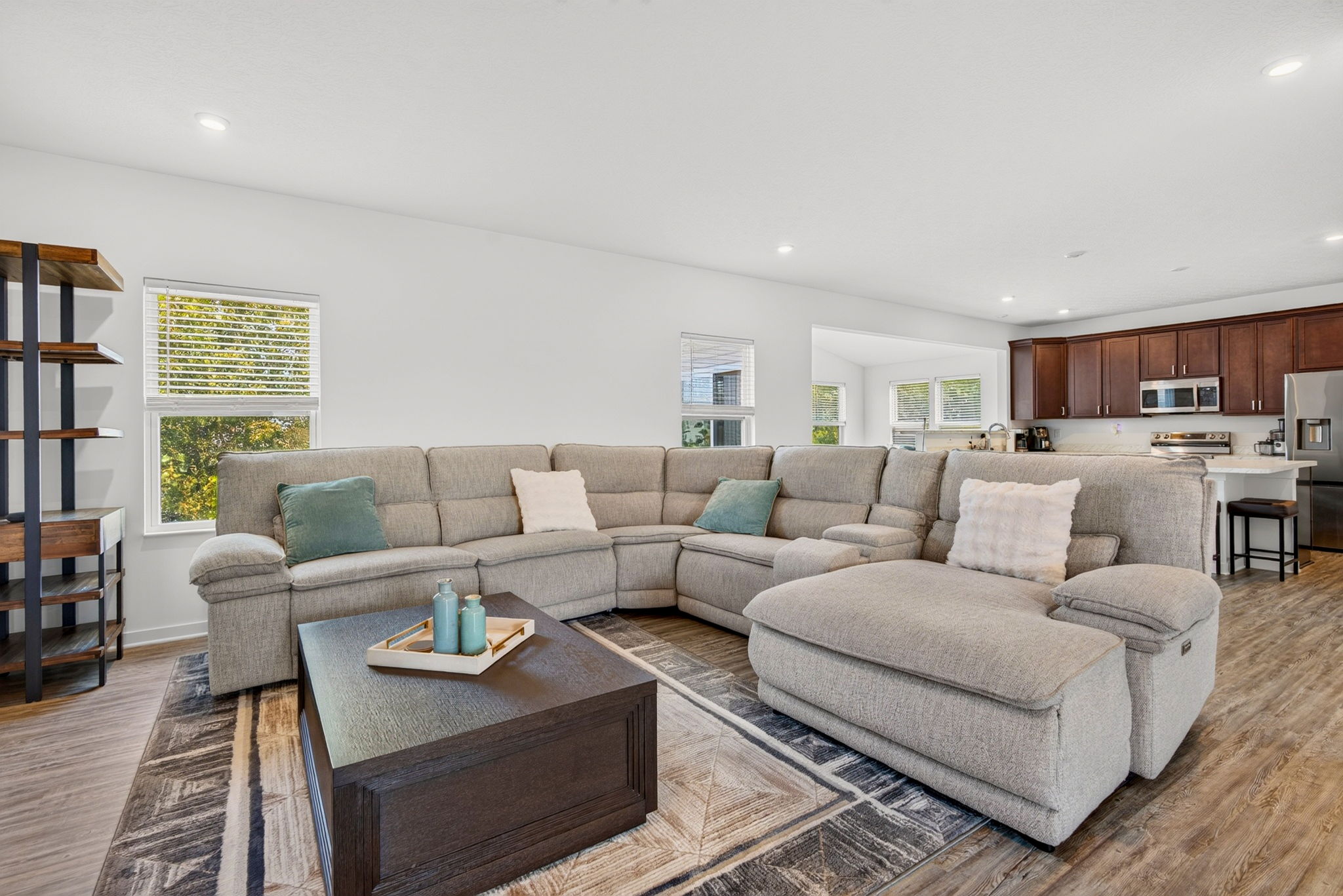 37 Thoreau Dr 38