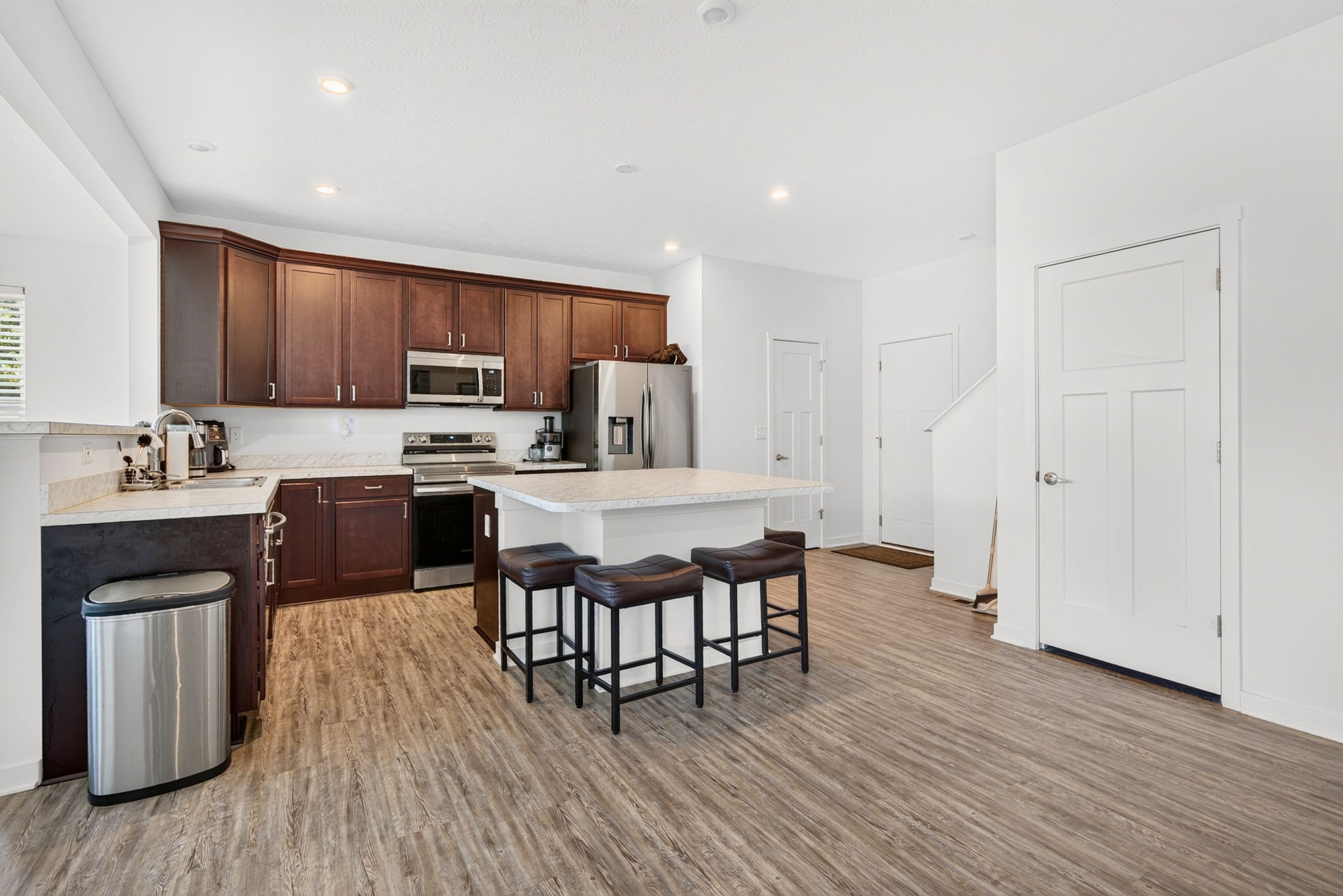 37 Thoreau Dr 40