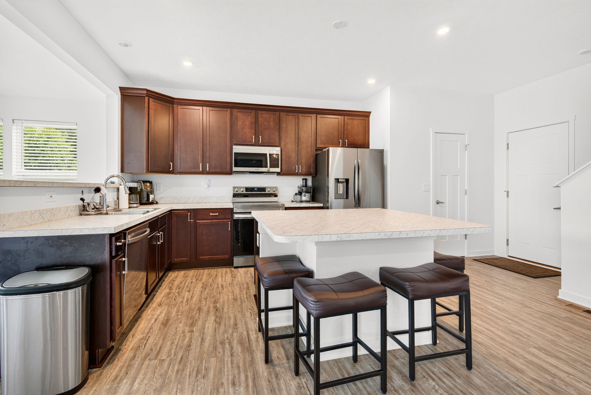 37 Thoreau Dr 41