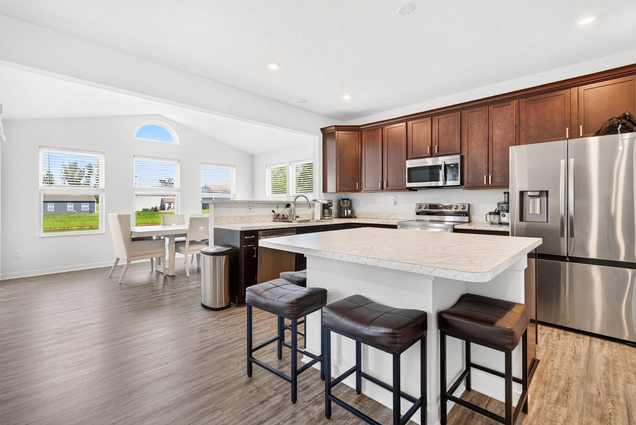 37 Thoreau Dr 42