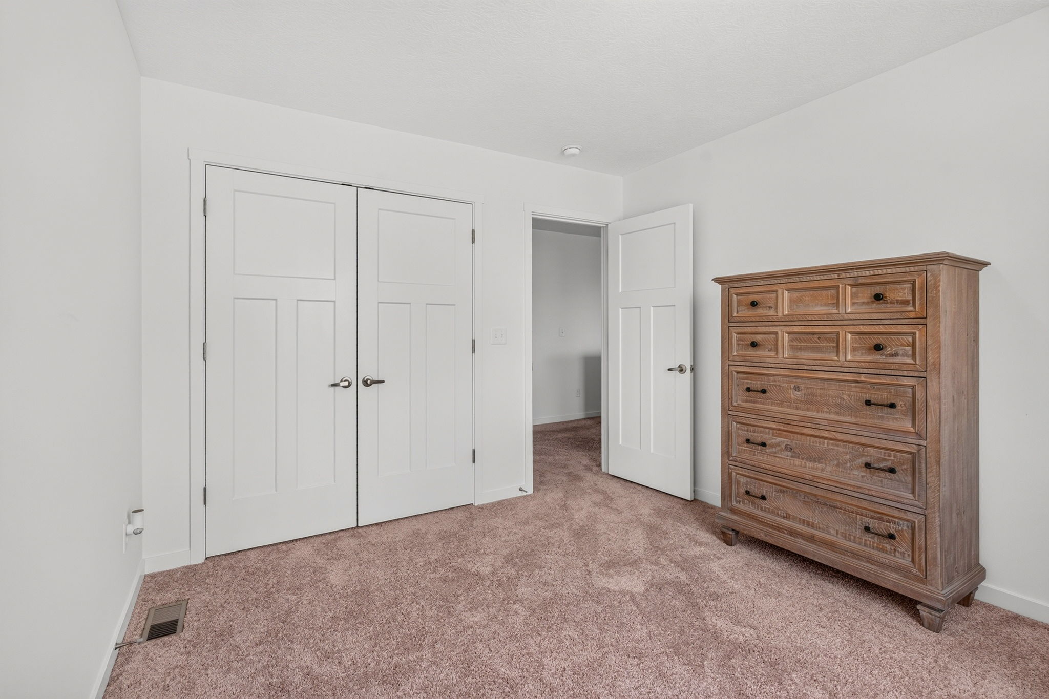 37 Thoreau Dr 55