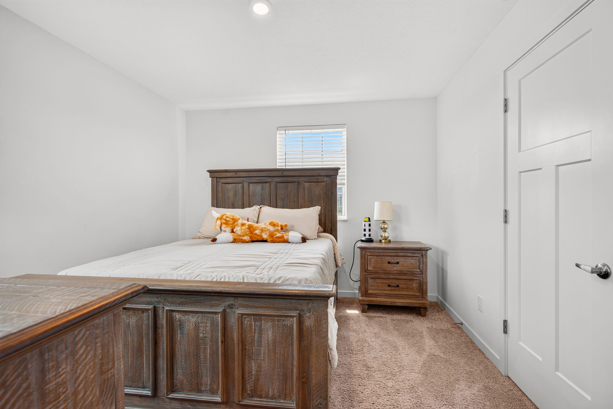 37 Thoreau Dr 64