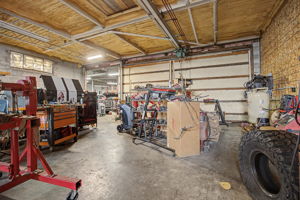  Photo 27
