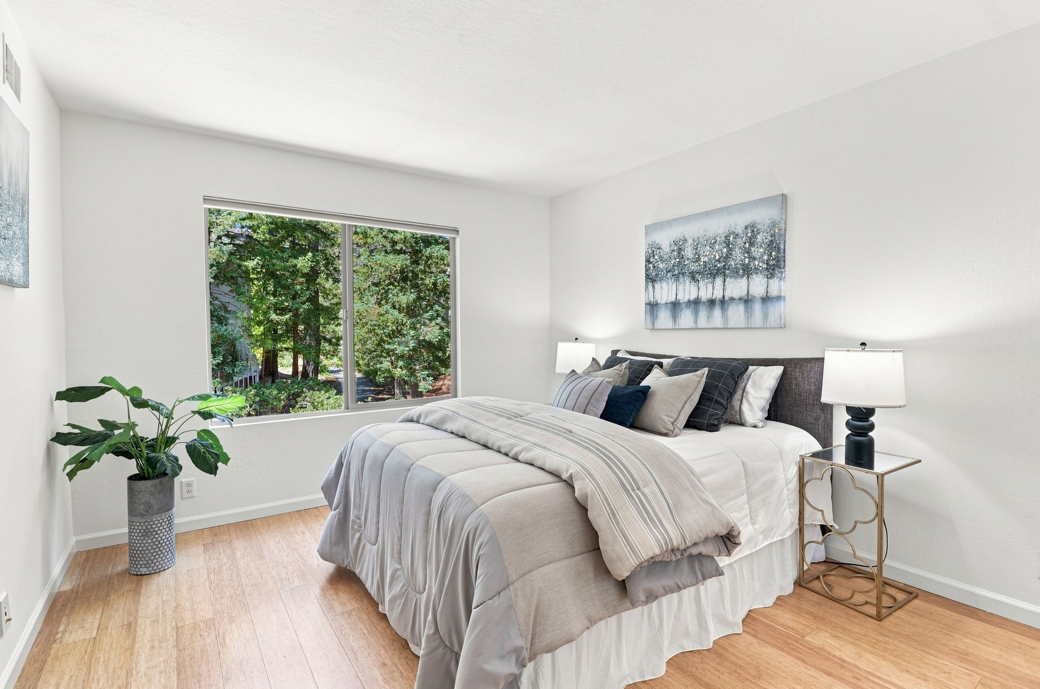 029_F8_37 Weepingridge Ct