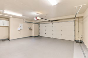038_F8_37 Weepingridge Ct