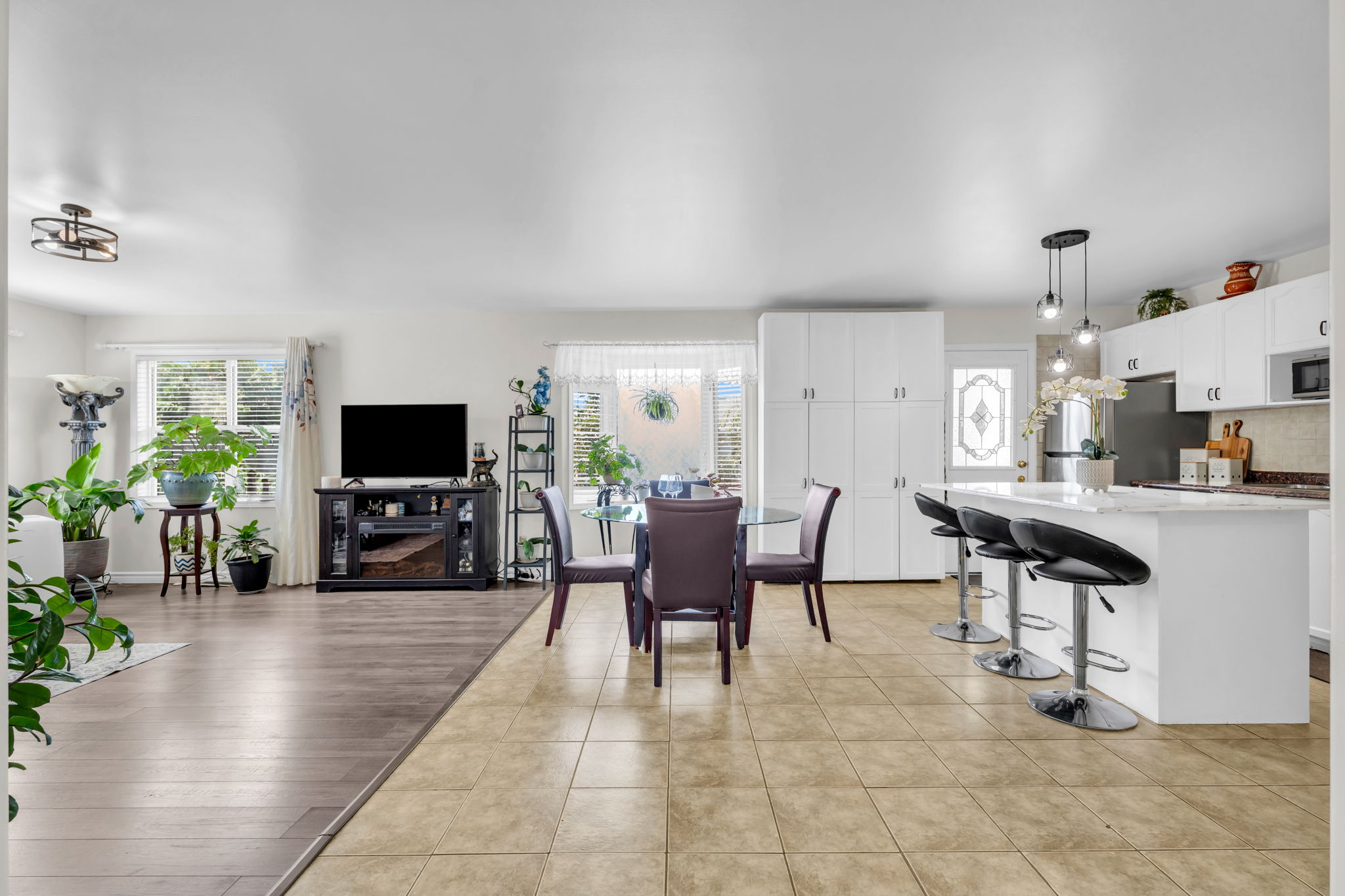 Living/Dining Room/Kitchen