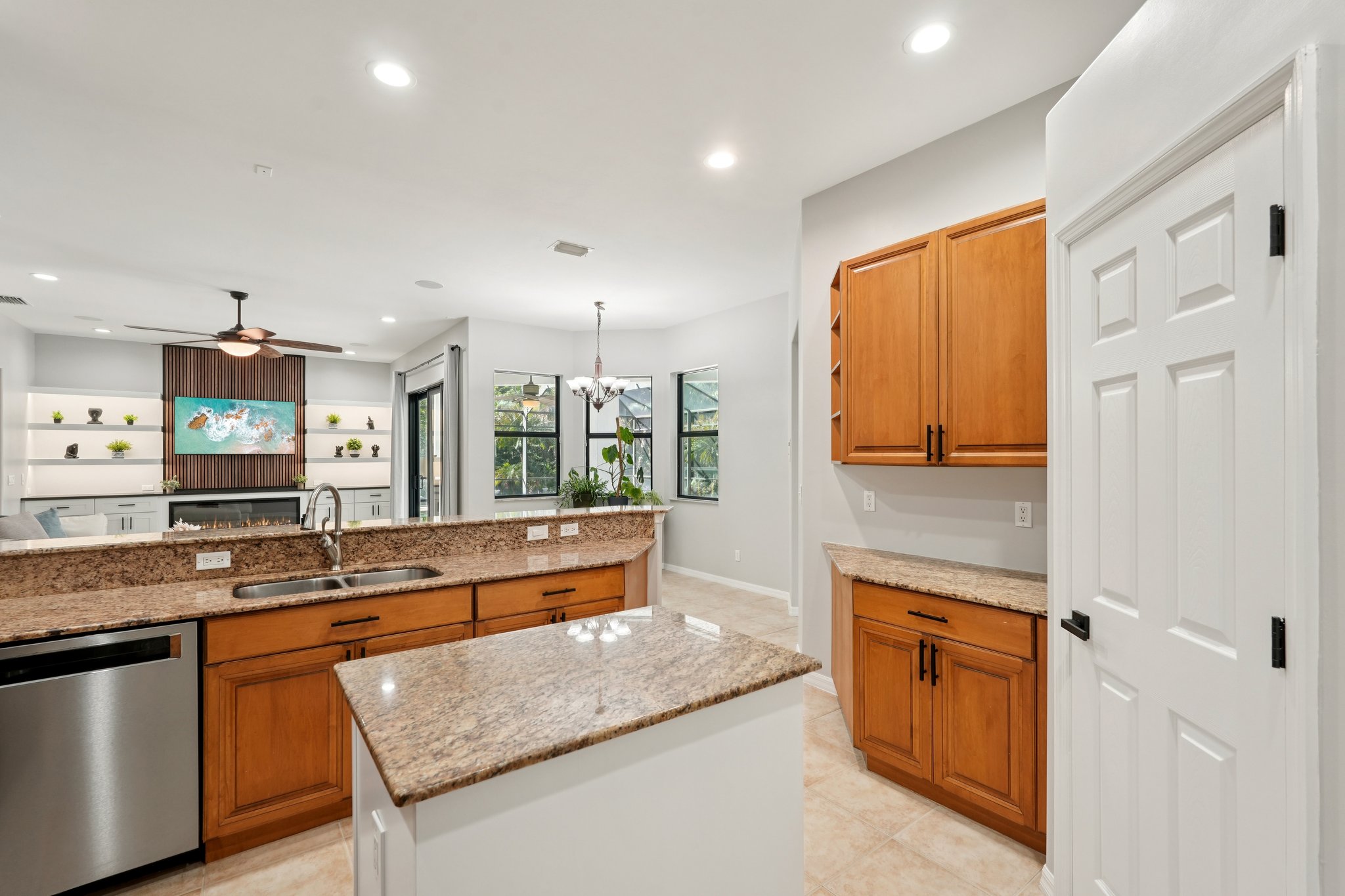 12th Ave-L1802-017.jpg