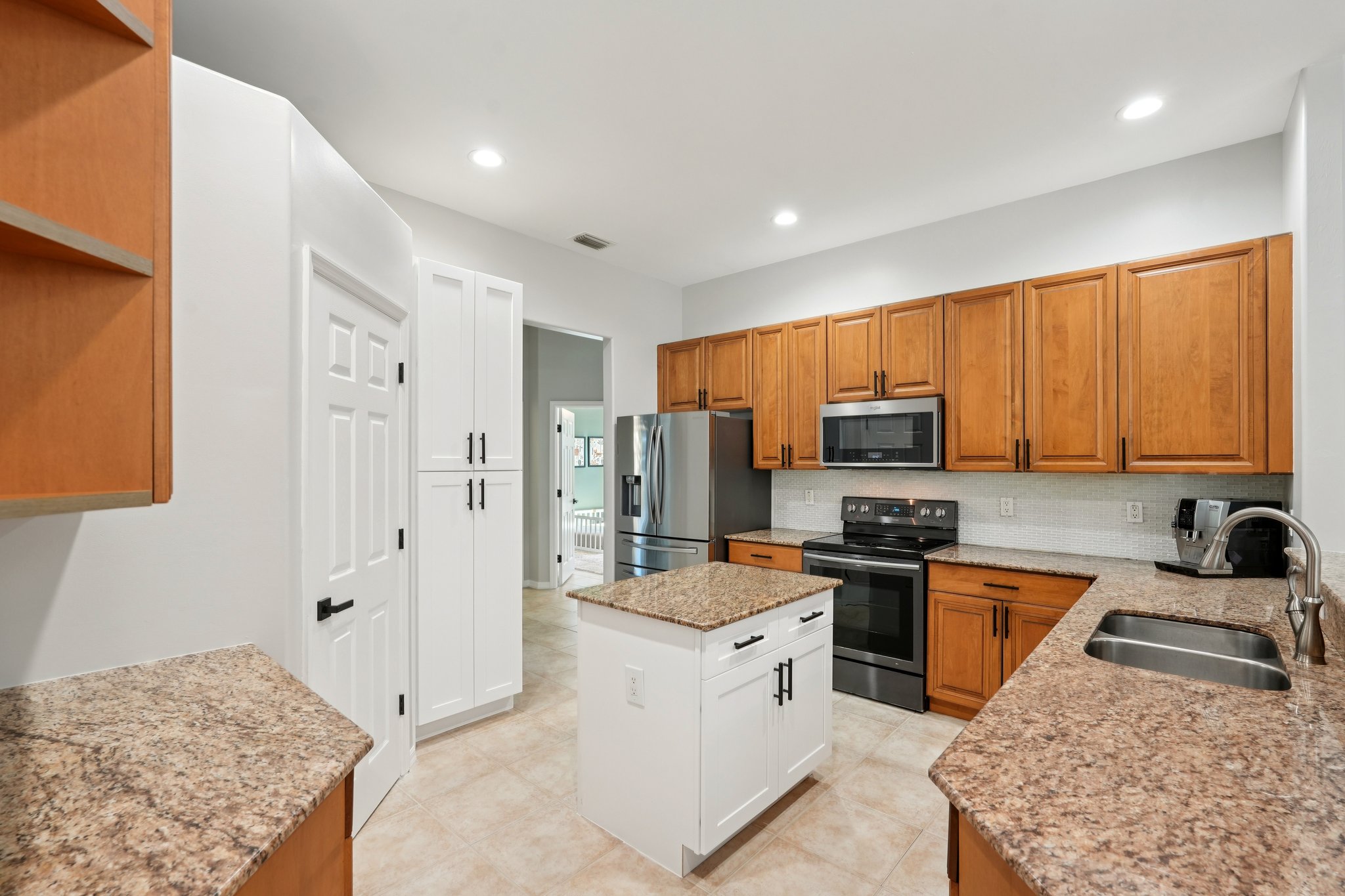 12th Ave-L1802-018.jpg