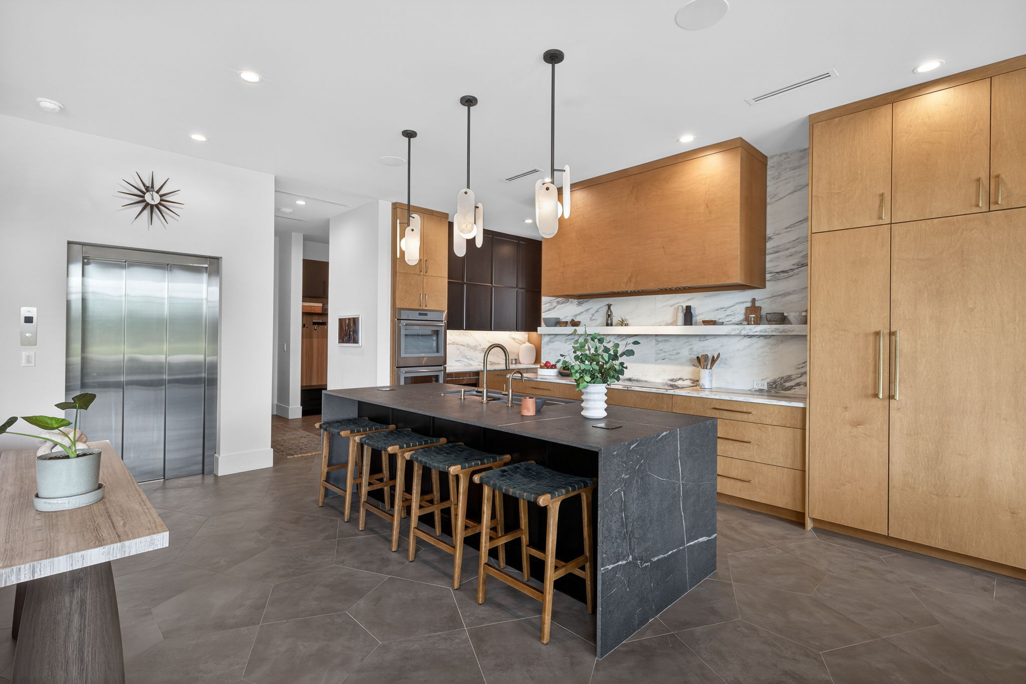 Breakfast Bar 2 of 5