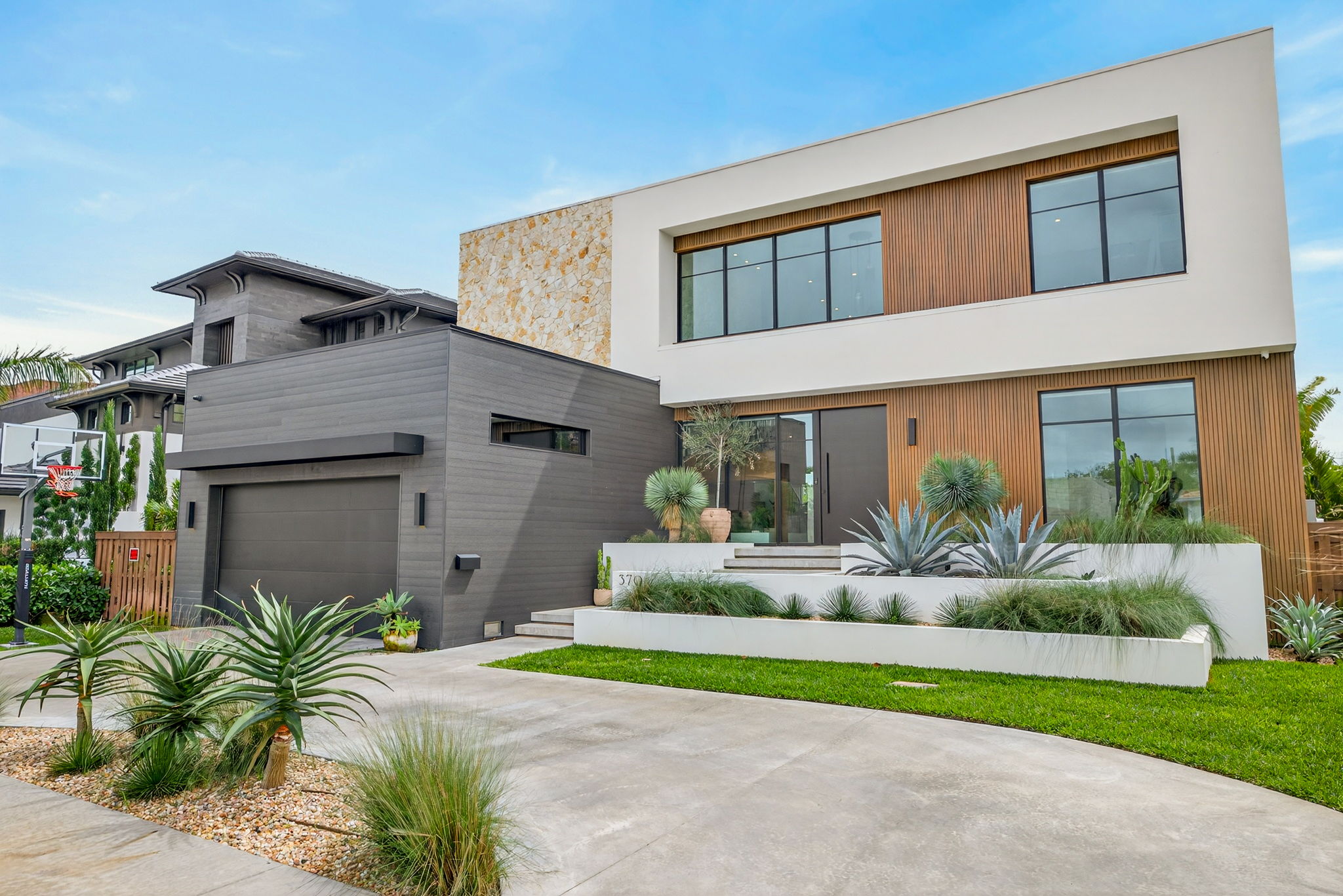 Front Exterior 2 of 2