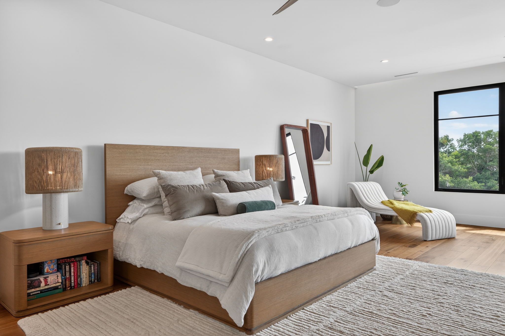 Primary Bedroom 2 of 4