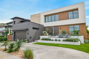 Front Exterior 2 of 2