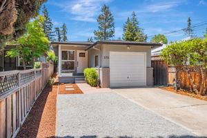 002_370 Beresford Ave