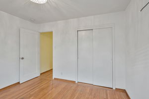 023_370 Beresford Ave
