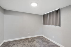 024_370 Beresford Ave