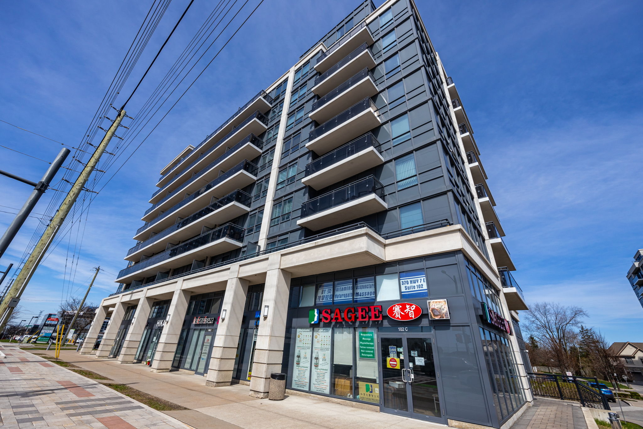 Richmond Hill property showcase — delivered property photograph 3