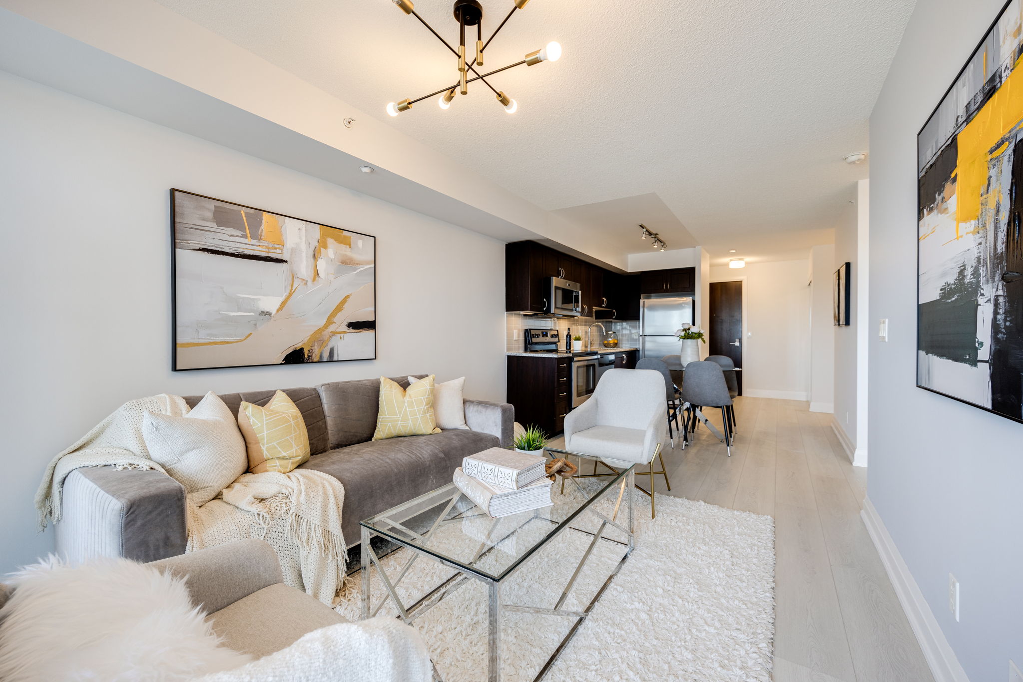 Richmond Hill property showcase — delivered property photograph 12