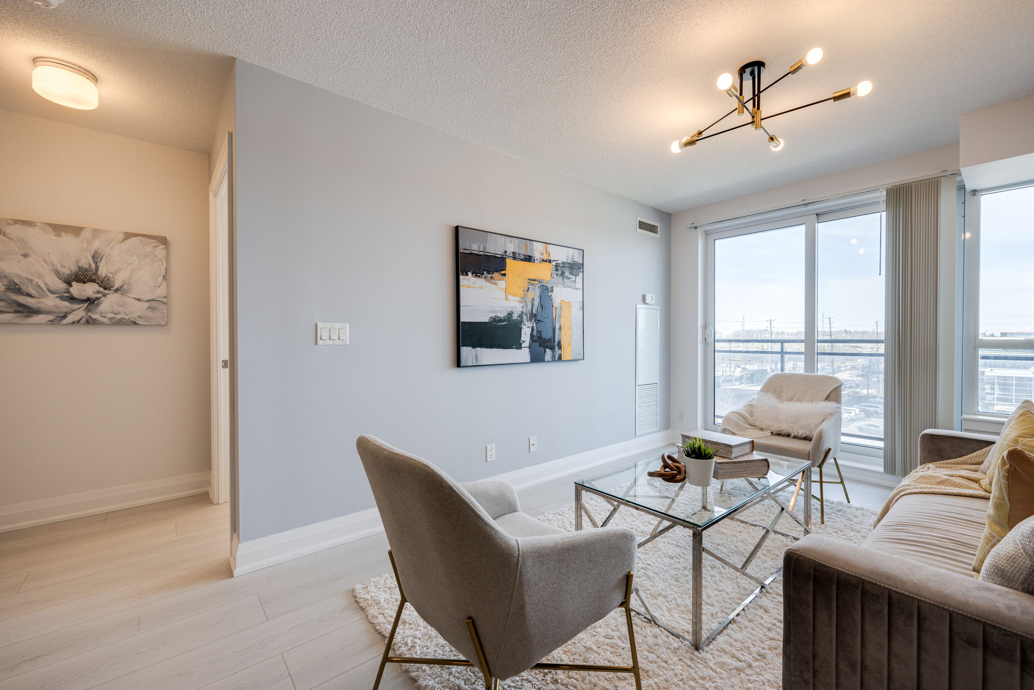 Richmond Hill property showcase — delivered property photograph 13