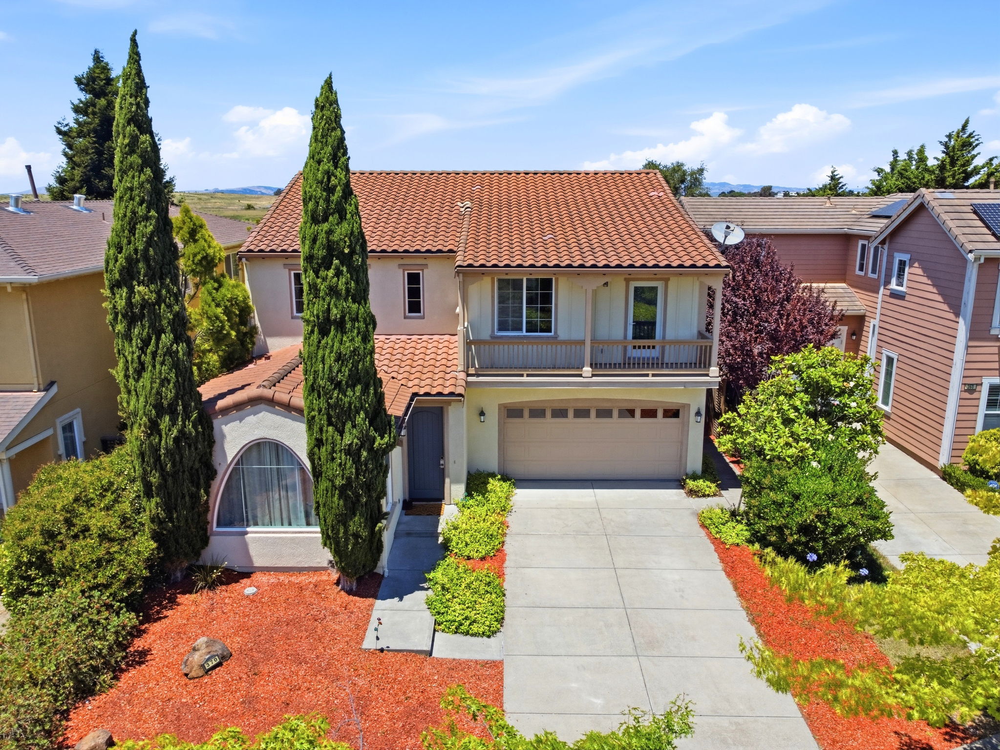 001_F8_AERIAL_370 Klein Ave