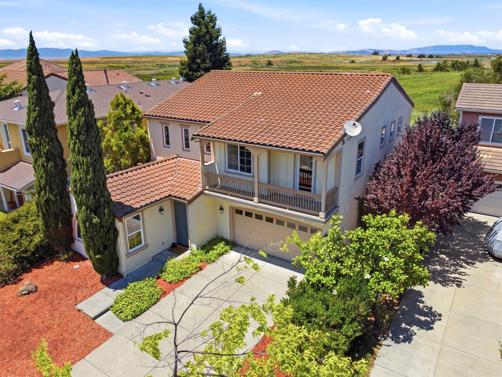 005_F8_AERIAL_370 Klein Ave