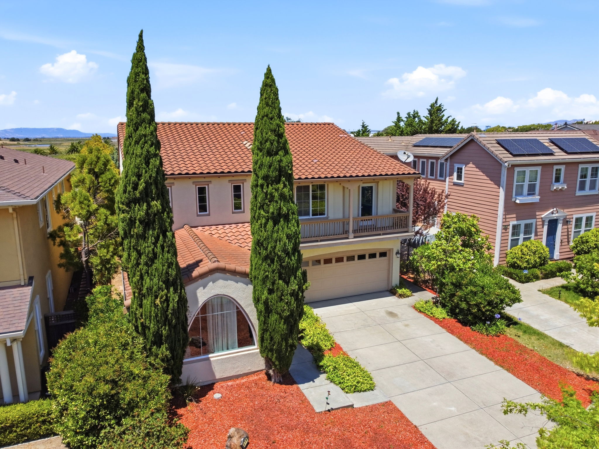 013_F8_AERIAL_370 Klein Ave