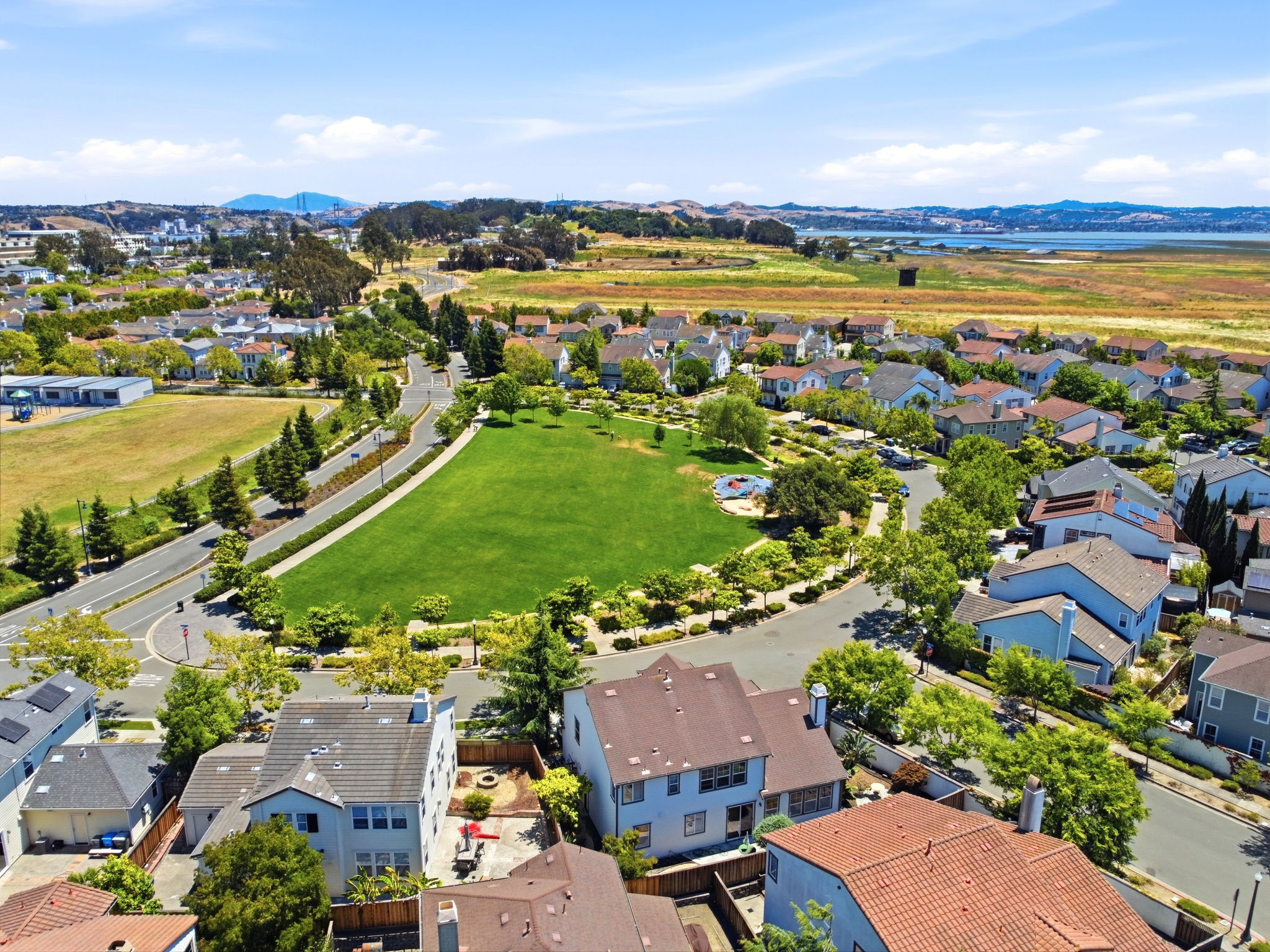 017_F8_AERIAL_370 Klein Ave