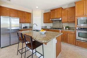 014_F8_370 Klein Ave