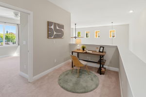 023_F8_370 Klein Ave