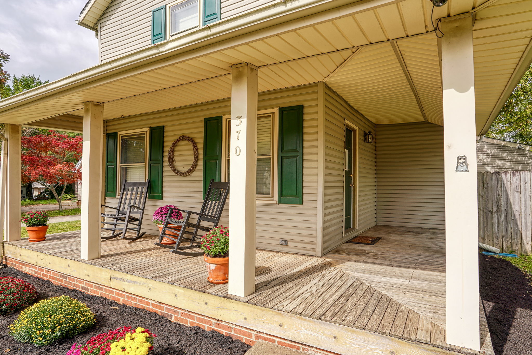 370 Main St (4)