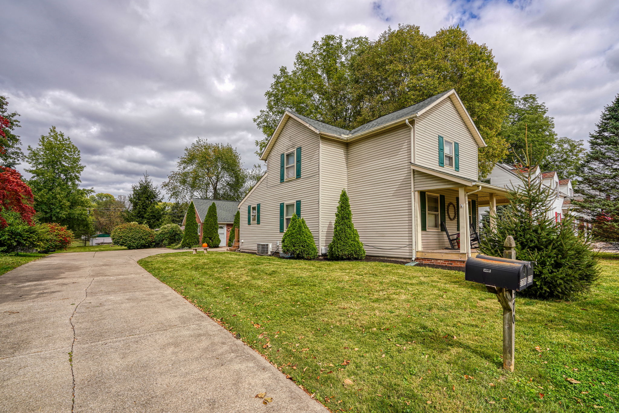 370 Main St (24)