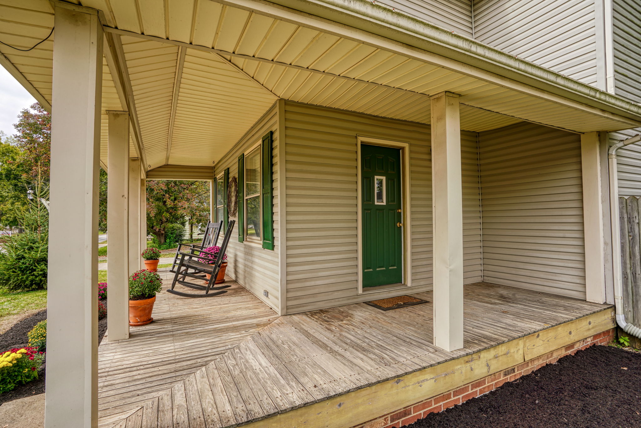 370 Main St (6)